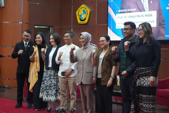 Pembicara dan panitia seminar nasional ekosistem pendidikan gifted di Kampus UKRIDA, Februari 2026
